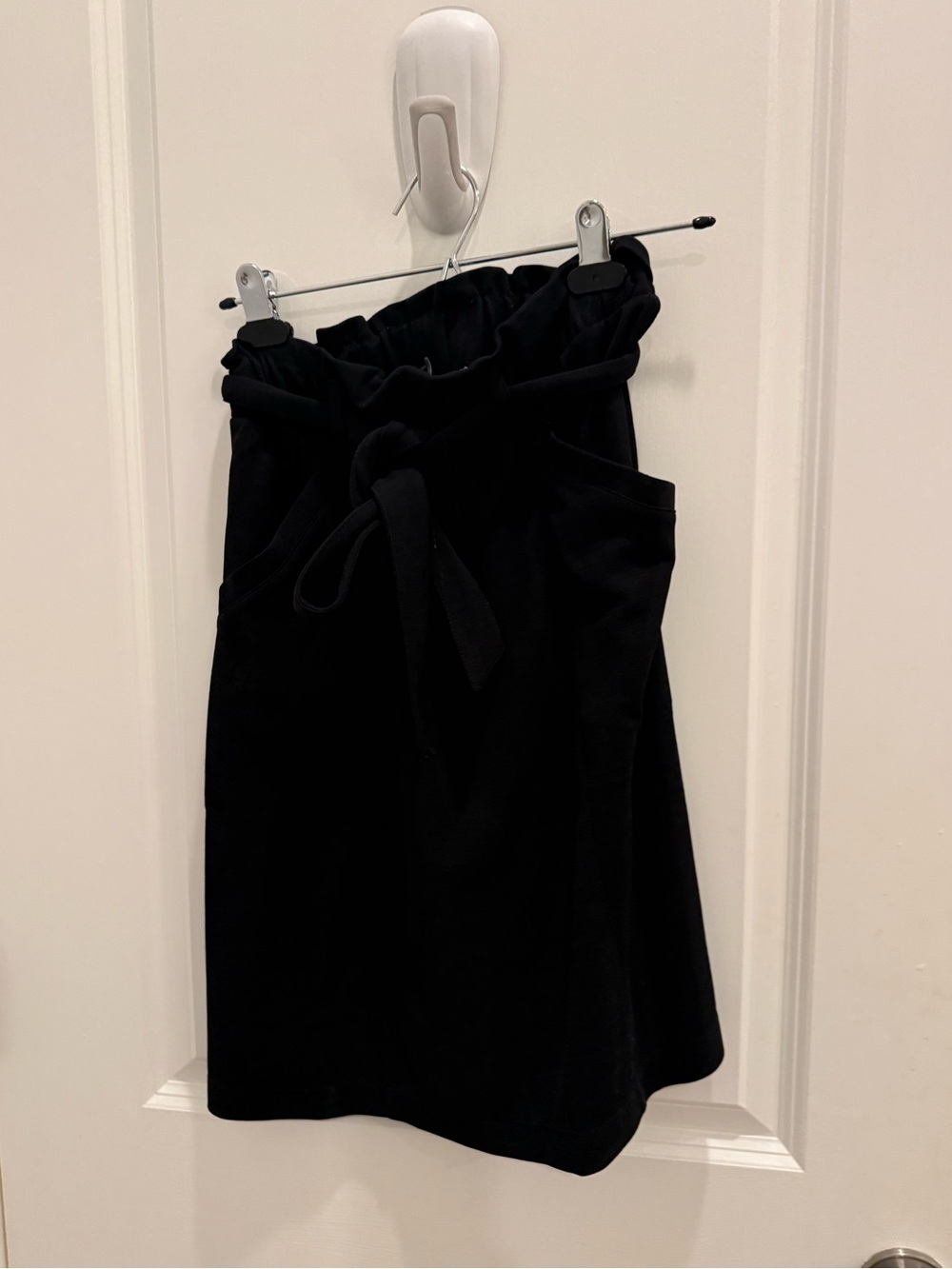 Banana Republic Black Paperbag Waist Tie Skirt